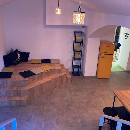 Capsule Hostel Erbenova Praha Eksteriør bilde