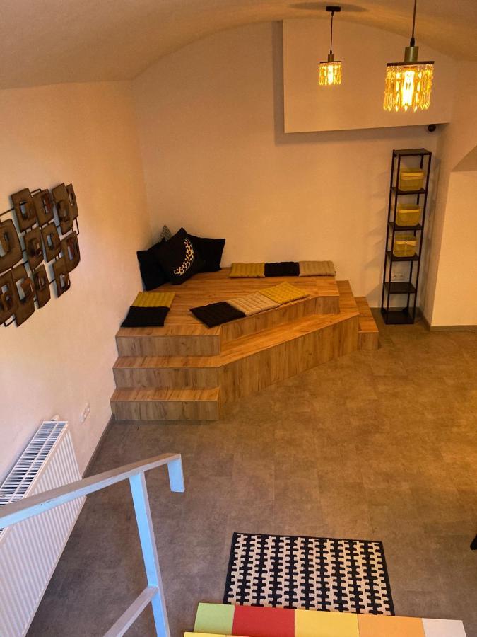 Capsule Hostel Erbenova Praha Eksteriør bilde