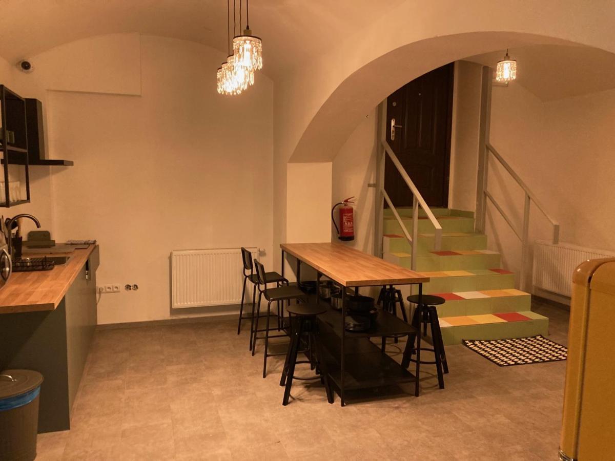 Capsule Hostel Erbenova Praha Eksteriør bilde